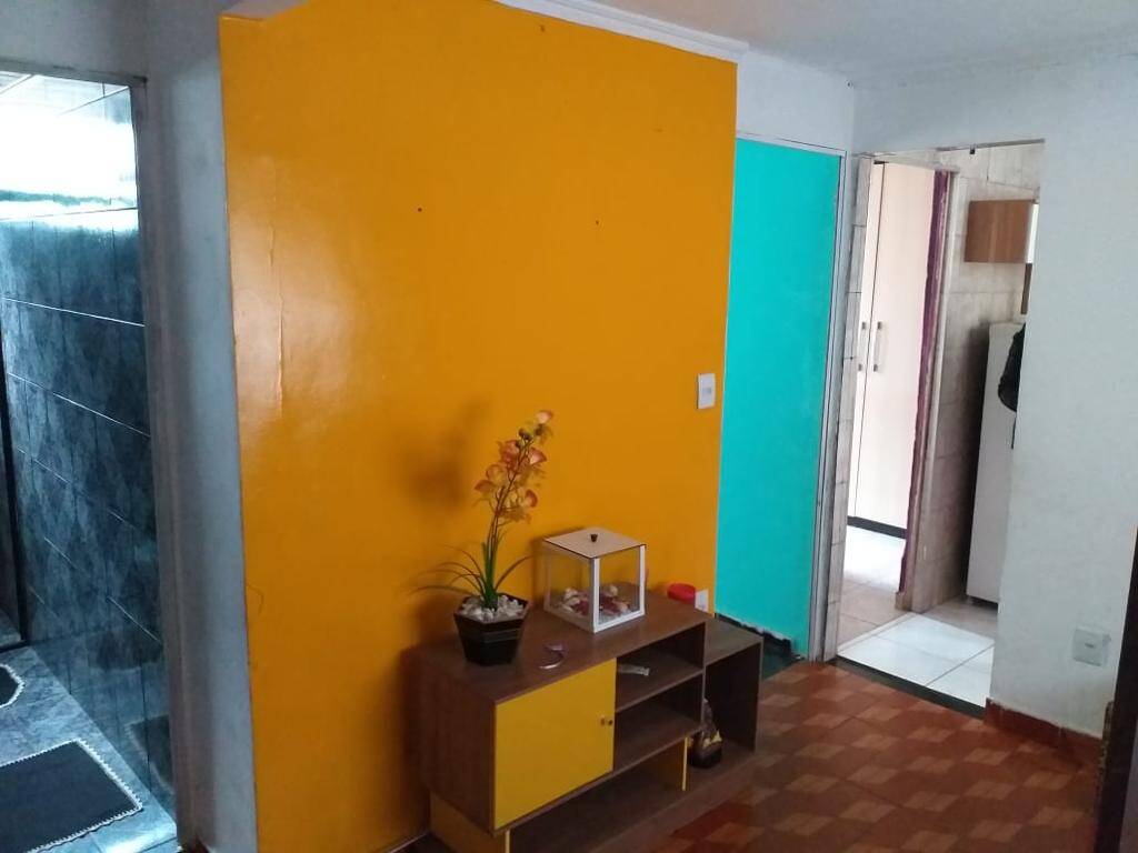 #28 - Apartamento para Venda em Carapicuíba - SP