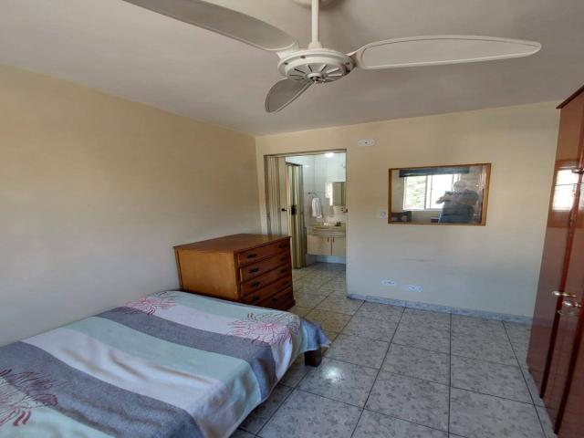 Apartamento para Venda em Carapicuíba - 4