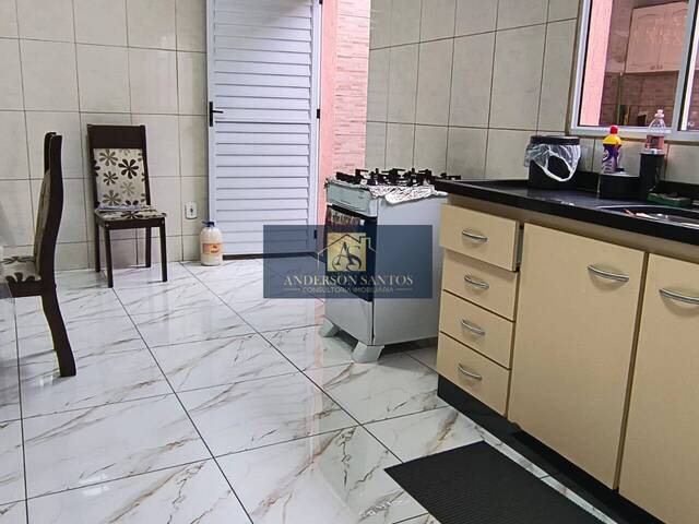 Casa para Venda em Carapicuíba - 5