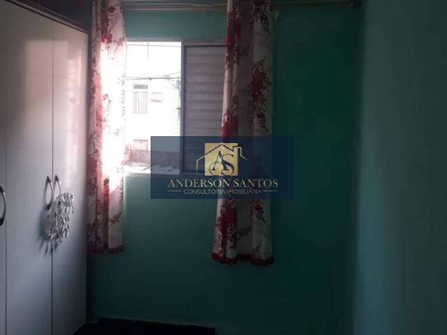 #28 - Apartamento para Venda em Carapicuíba - SP - 2