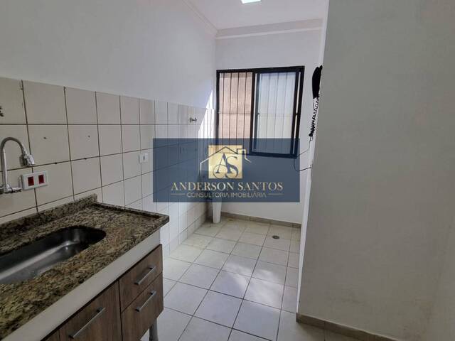 #48 - Apartamento para Venda em Carapicuíba - SP